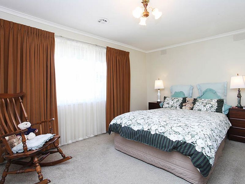 21 Hummerstone Road, Seaford VIC 3198