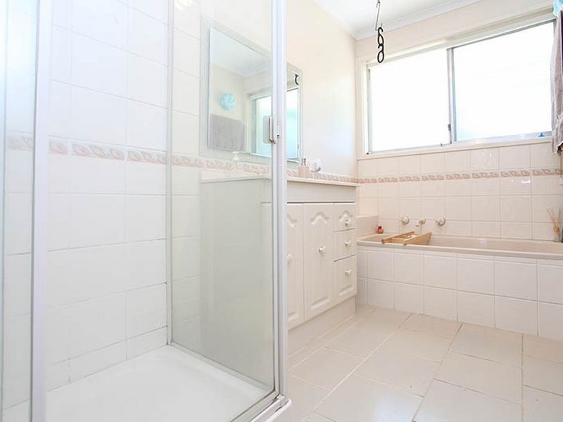 21 Hummerstone Road, Seaford VIC 3198