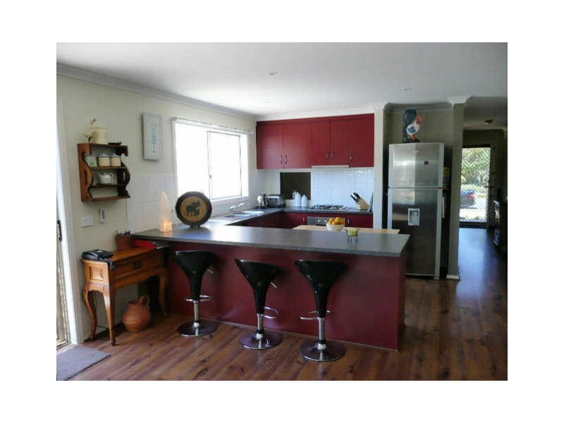 8 Boston Avenue, Seaford VIC 3198