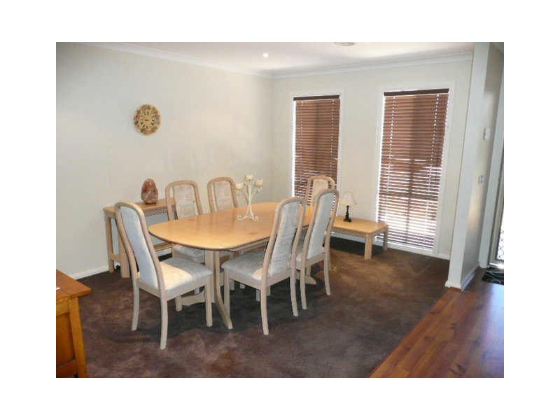 8 Boston Avenue, Seaford VIC 3198