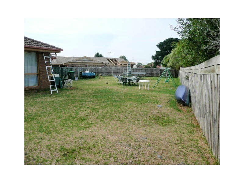 11 Nike Court, Carrum Downs VIC 3201