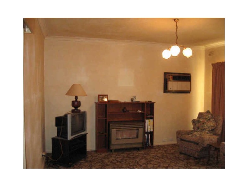 16 Galway Street, Seaford VIC 3198