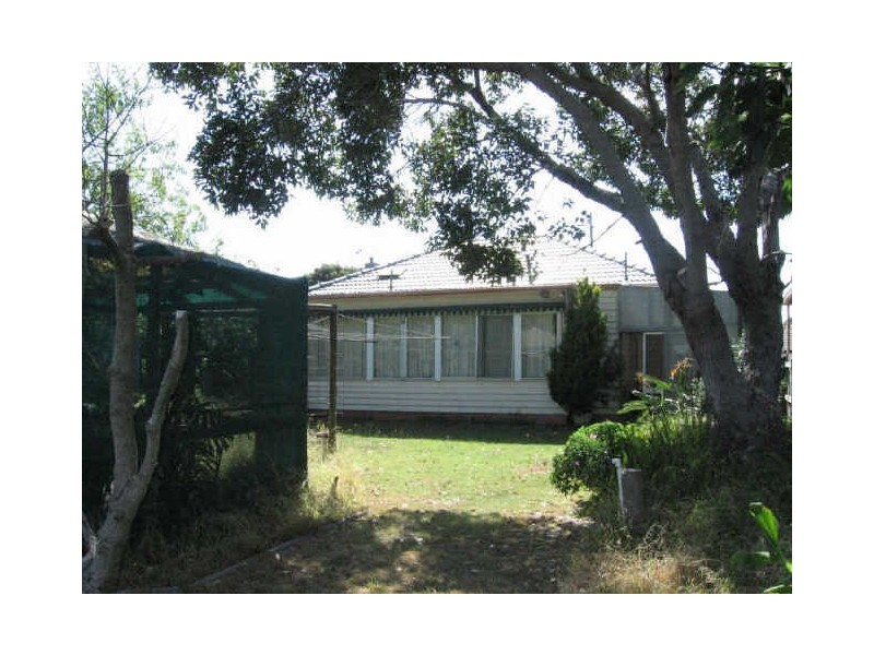 16 Galway Street, Seaford VIC 3198