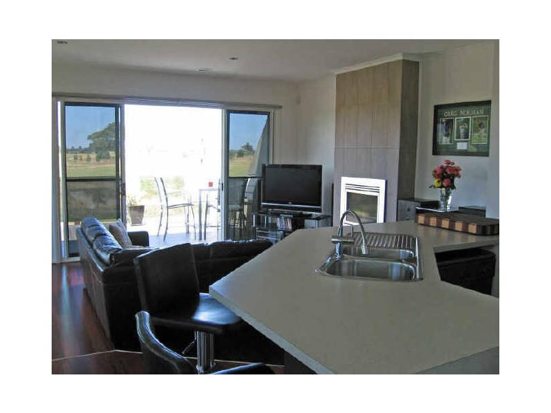 28 Spence Terrace, Sandhurst VIC 3977