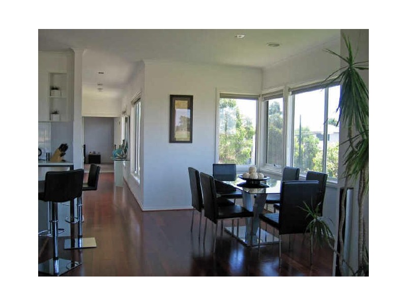 28 Spence Terrace, Sandhurst VIC 3977