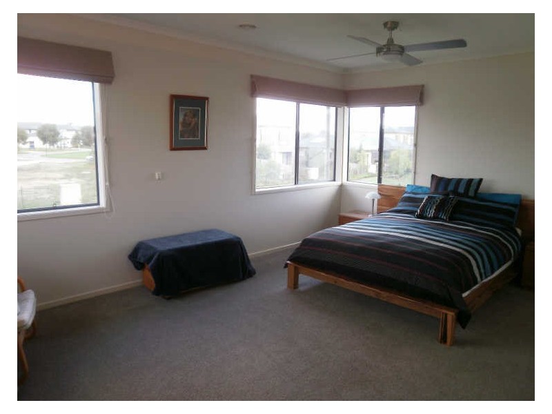 16 Whitewater Court, Sandhurst VIC 3977