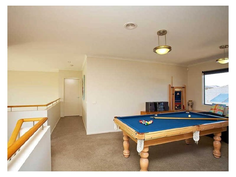 16 Whitewater Court, Sandhurst VIC 3977