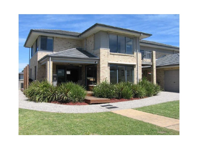 16 Whitewater Court, Sandhurst VIC 3977