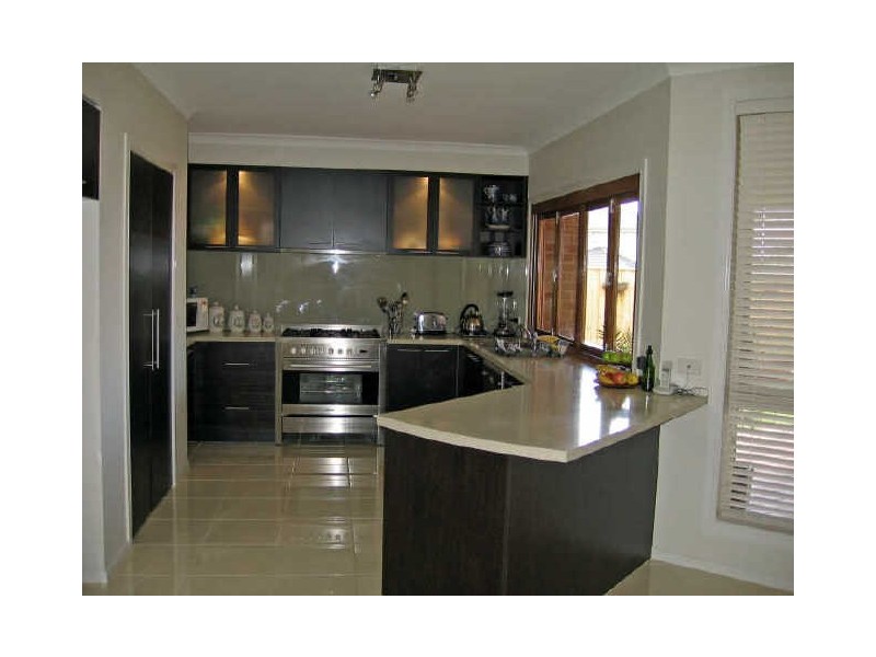 31 Lakeside Drive, Sandhurst VIC 3977