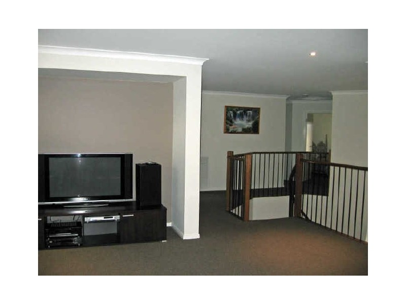 31 Lakeside Drive, Sandhurst VIC 3977