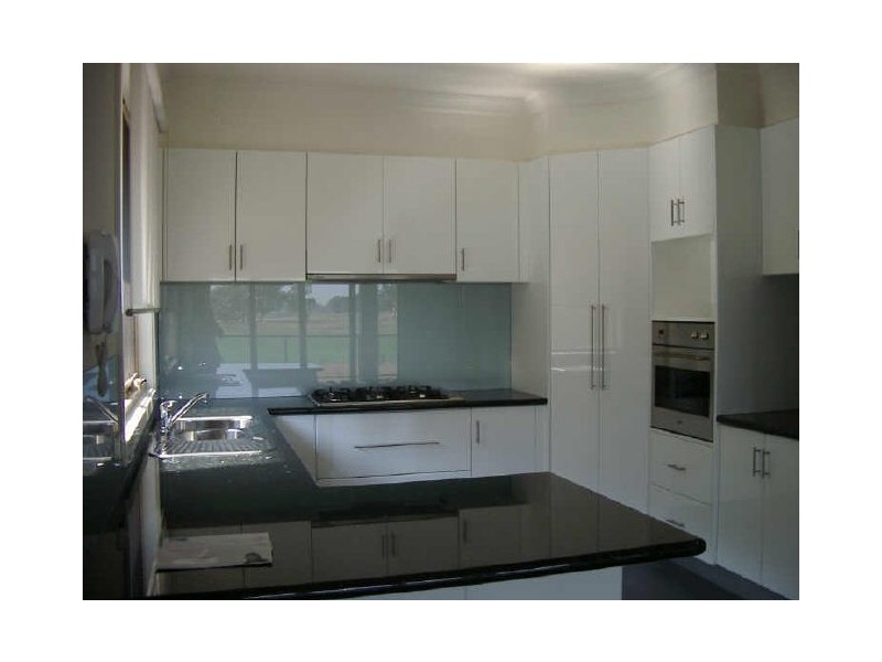 13 Mashie Terrace, Sandhurst VIC 3977