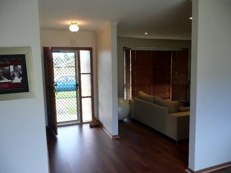 1/9 Carder Avenue, Seaford VIC 3198