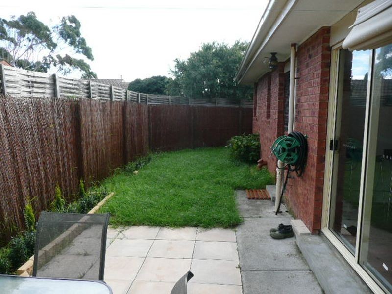 1/9 Carder Avenue, Seaford VIC 3198