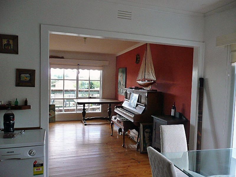 15 Clovelly Parade, Seaford VIC 3198