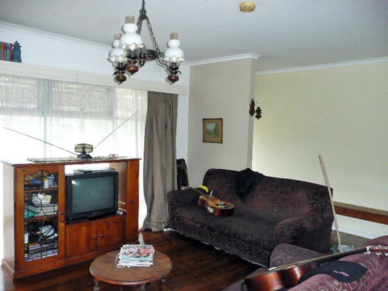 15 Clovelly Parade, Seaford VIC 3198