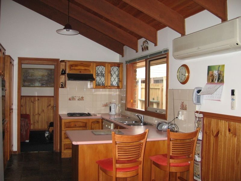 14 Streeton Court, Skye VIC 3977