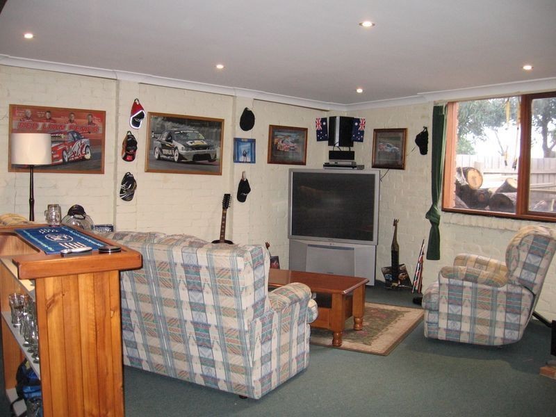 14 Streeton Court, Skye VIC 3977