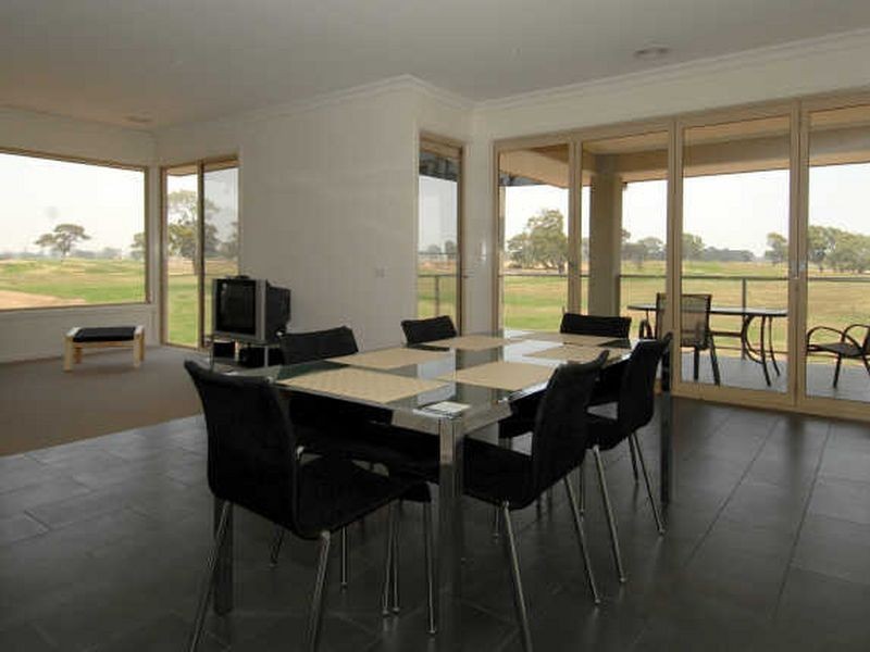 13 Mashie Terrace, Sandhurst VIC 3977