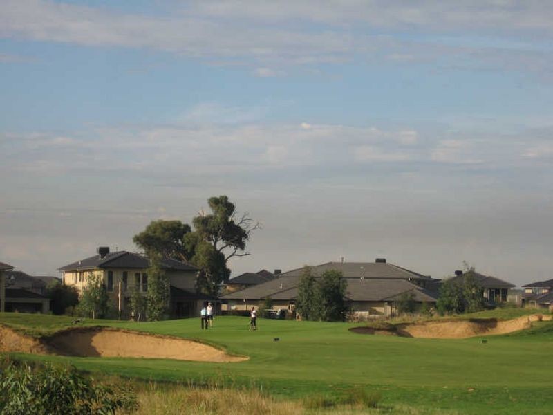 13 Mashie Terrace, Sandhurst VIC 3977