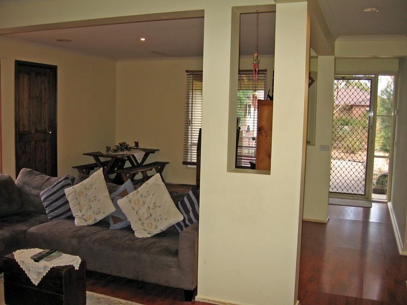 8 John Wedge Wynd, Skye VIC 3977