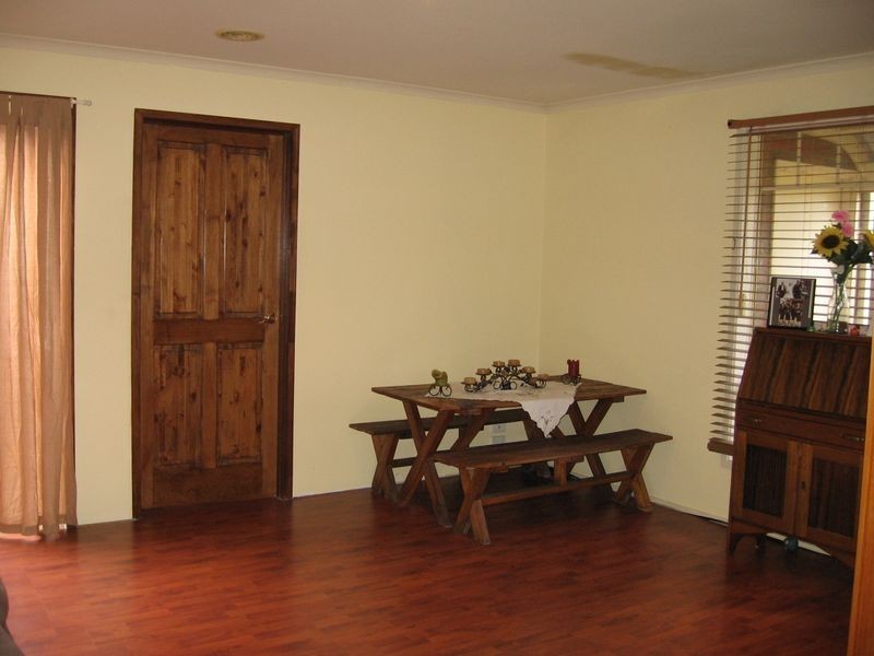 8 John Wedge Wynd, Skye VIC 3977