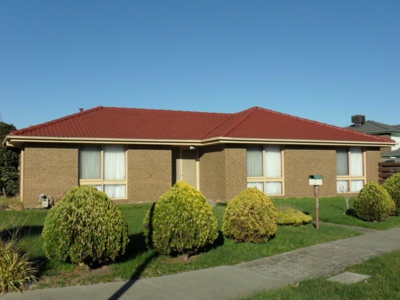 12 Maple Street, Seaford VIC 3198