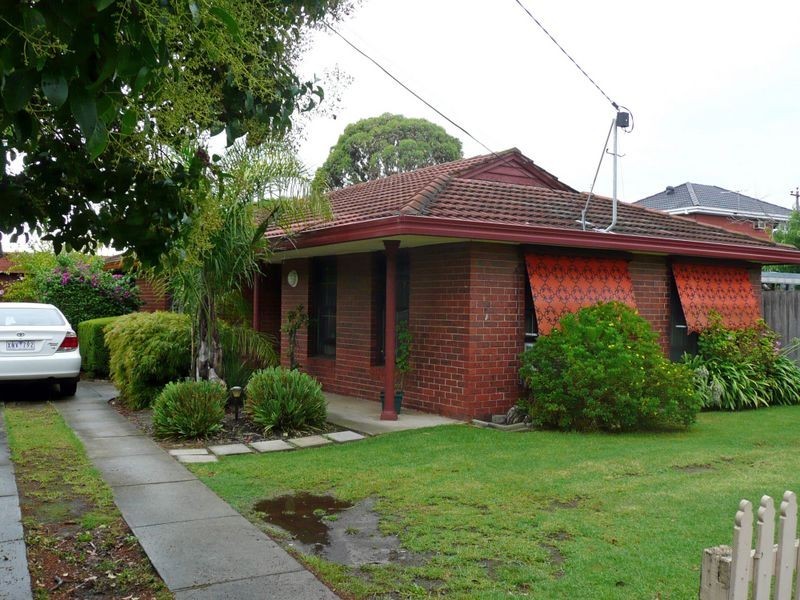 43 Elisdon Drive, Seaford VIC 3198