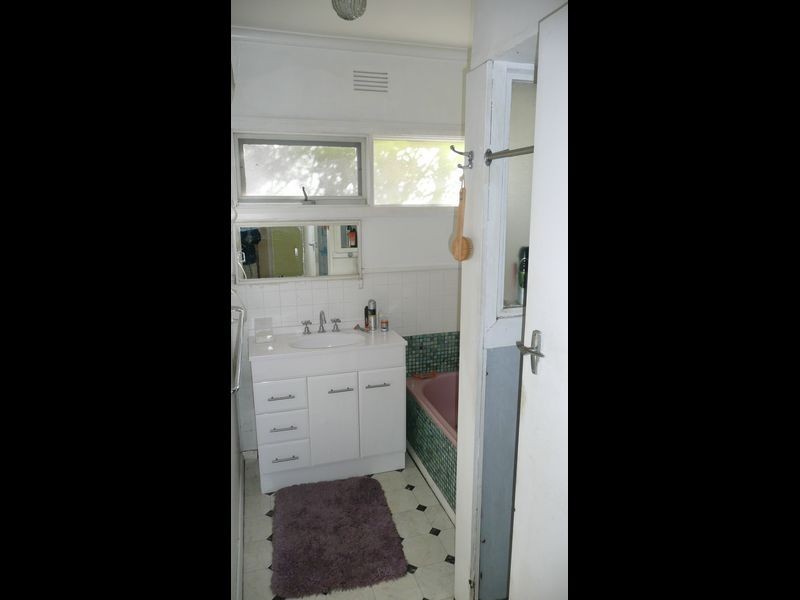 7 Bayside Grove, Seaford VIC 3198