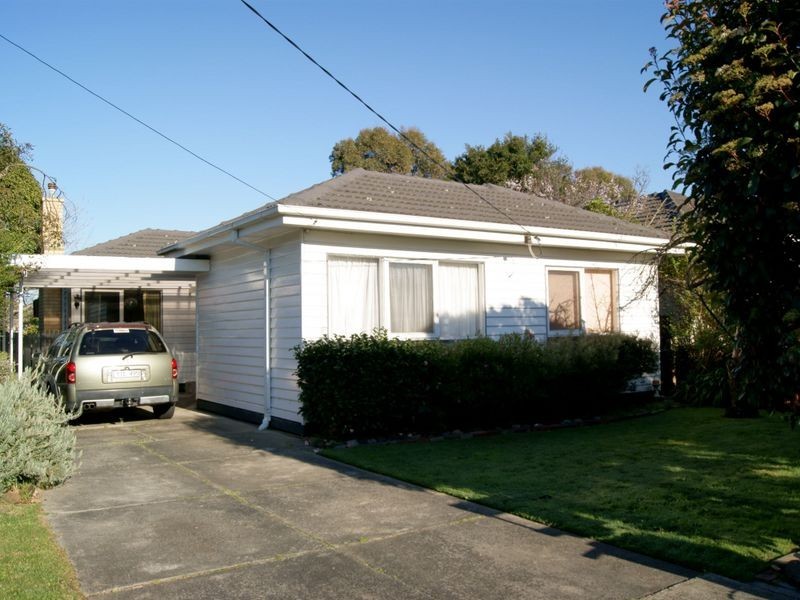 7 Bayside Grove, Seaford VIC 3198
