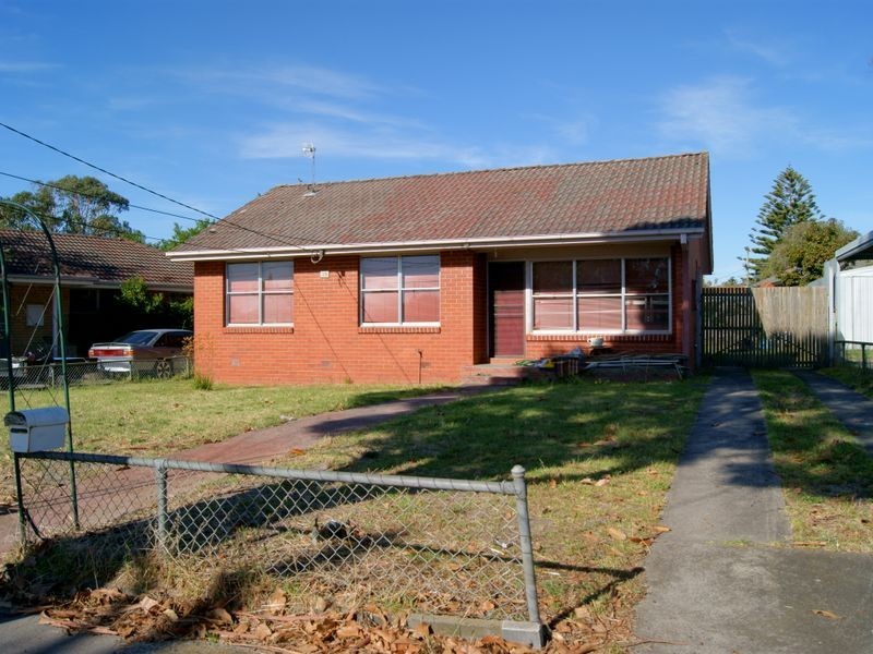 35 Aleppo Crescent, Frankston North VIC 3200