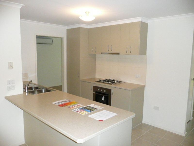 14 Rouse Street, Cranbourne VIC 3977