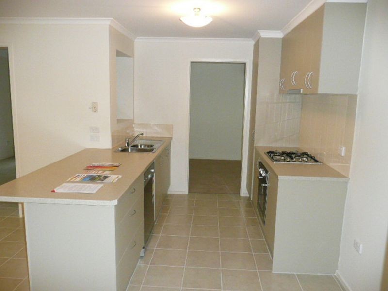 14 Rouse Street, Cranbourne VIC 3977