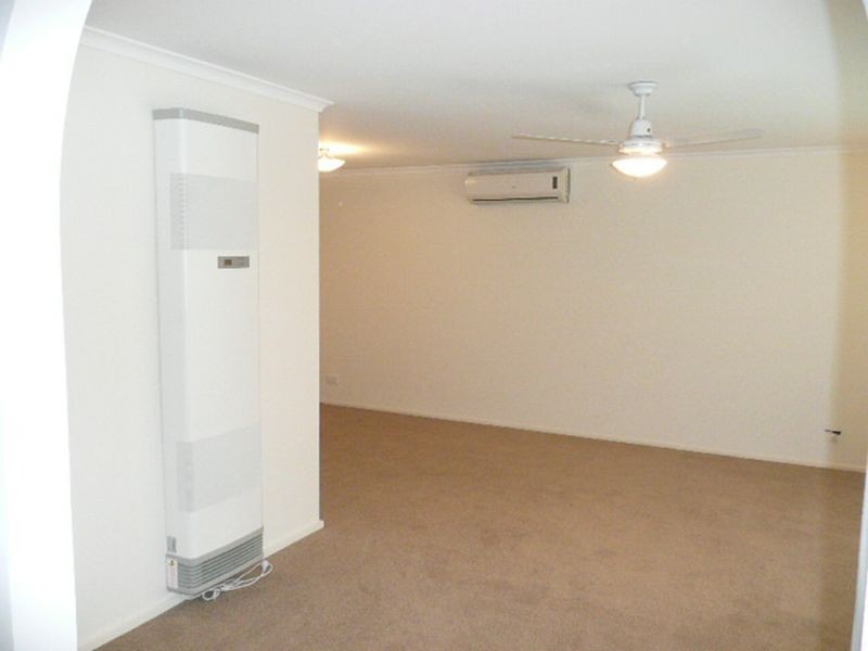 14 Rouse Street, Cranbourne VIC 3977