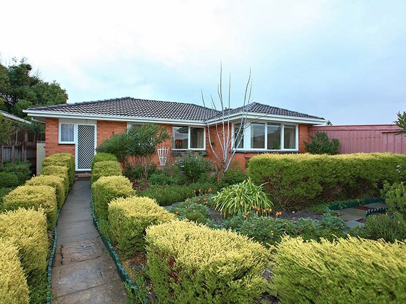 24 Luxton Terrace, Seaford VIC 3198