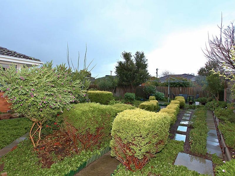 24 Luxton Terrace, Seaford VIC 3198