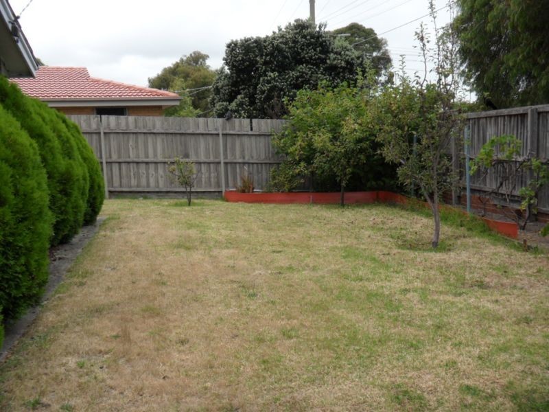 109 Monterey Boulevard, Frankston North VIC 3200