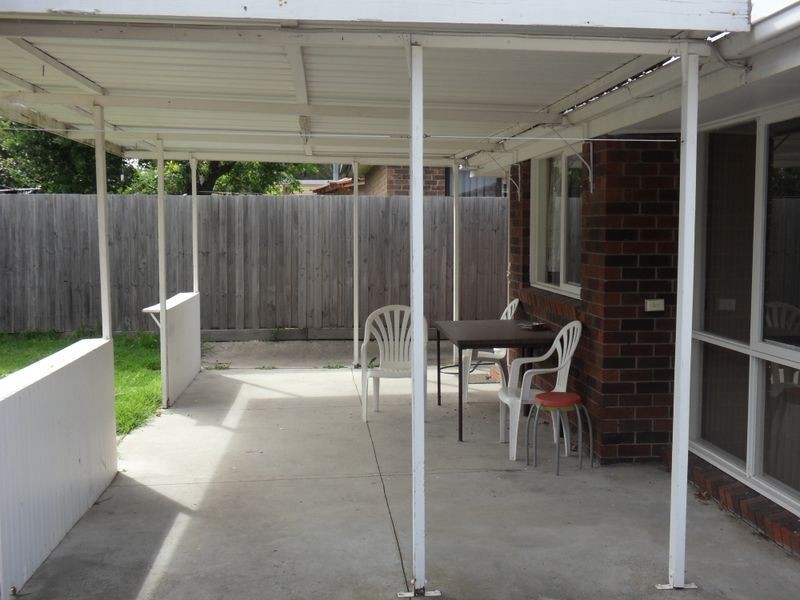 82 Silvertop Crescent, Frankston North VIC 3200