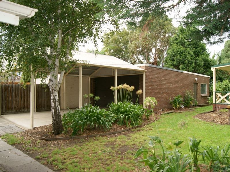 5 Molesworth Street, Seaford VIC 3198
