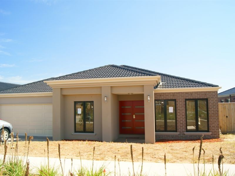 40 Sandarra Boulevard, Sandhurst VIC 3977