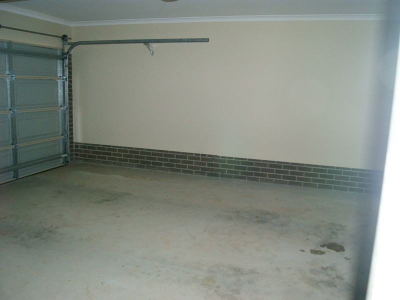 40 Sandarra Boulevard, Sandhurst VIC 3977