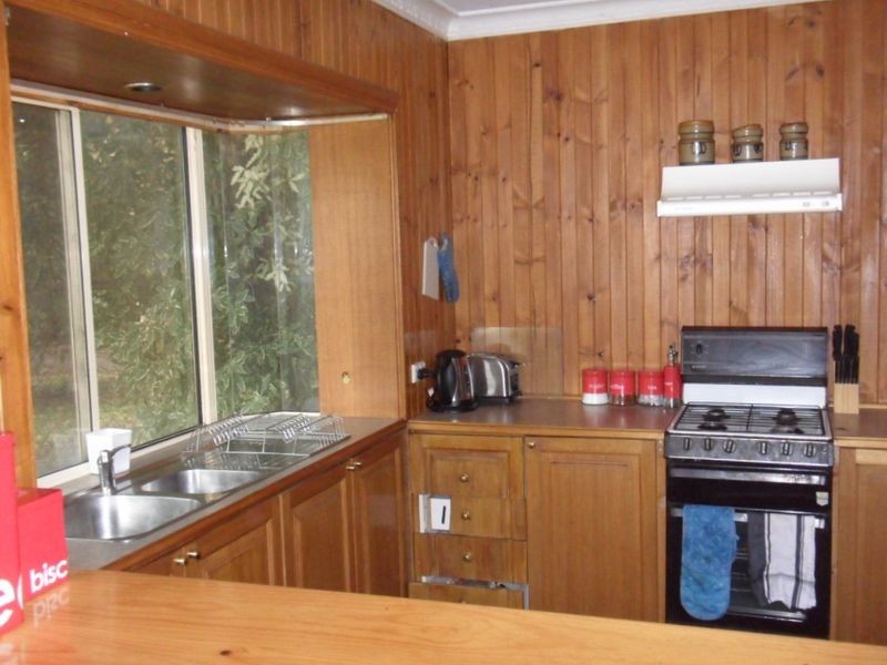 14 Hickory Crescent, Frankston North VIC 3200