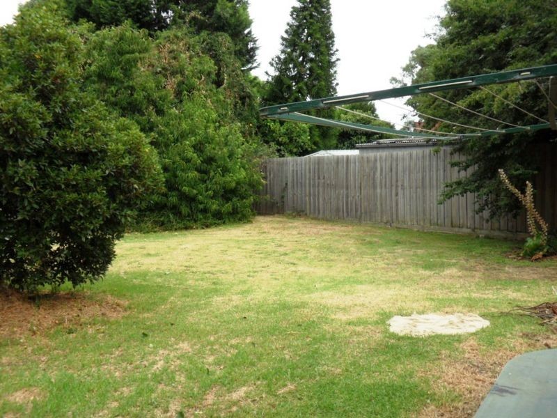 14 Hickory Crescent, Frankston North VIC 3200