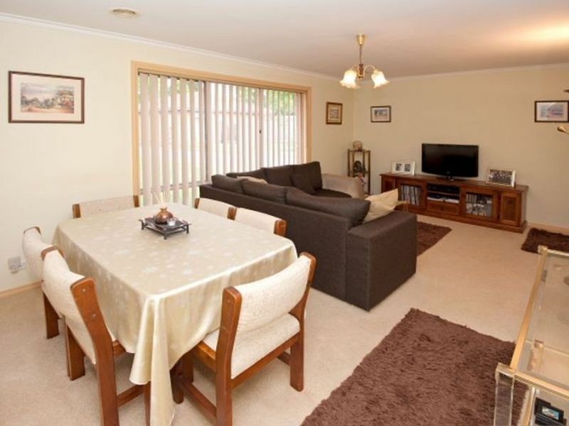 2/40 Hadley Street, Seaford VIC 3198