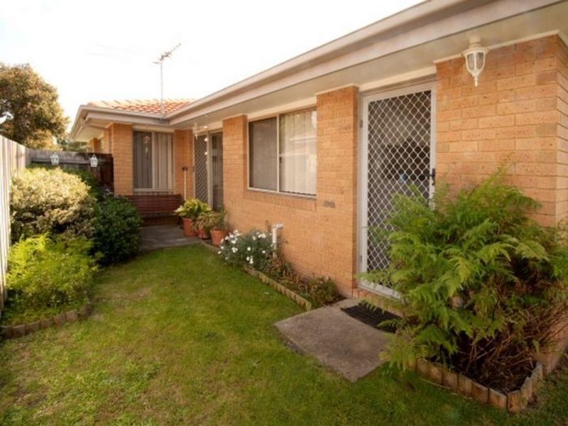 2/40 Hadley Street, Seaford VIC 3198