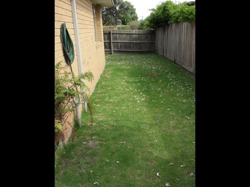 2/40 Hadley Street, Seaford VIC 3198