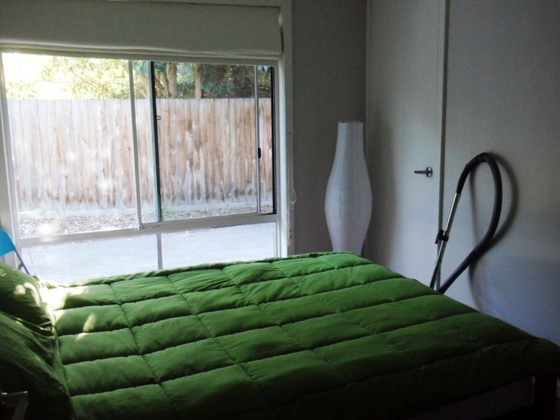 90 Silvertop Crescent, Frankston North VIC 3200