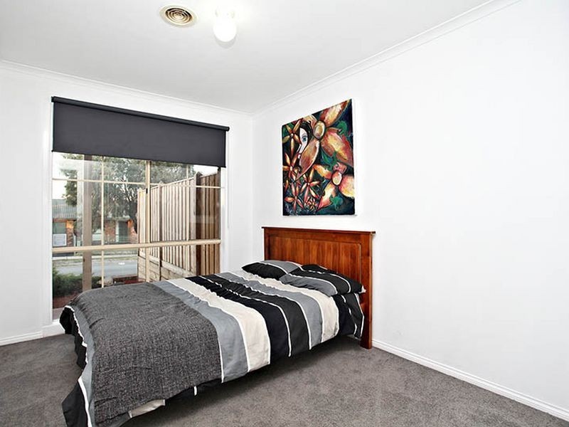 28 Chapman Street, Carrum Downs VIC 3201