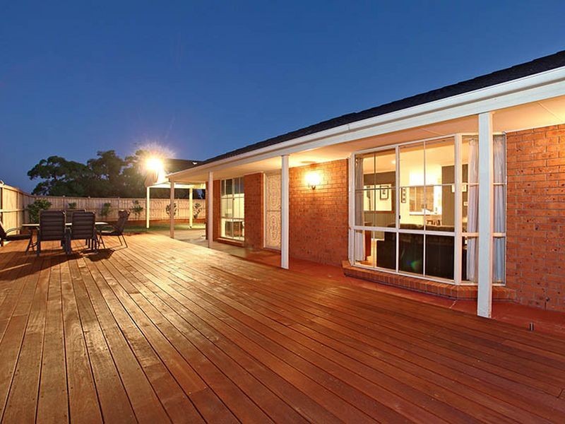 28 Chapman Street, Carrum Downs VIC 3201