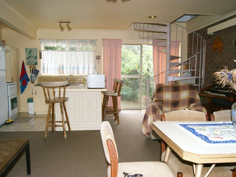 5a Baden Powell Drive, Frankston South VIC 3199