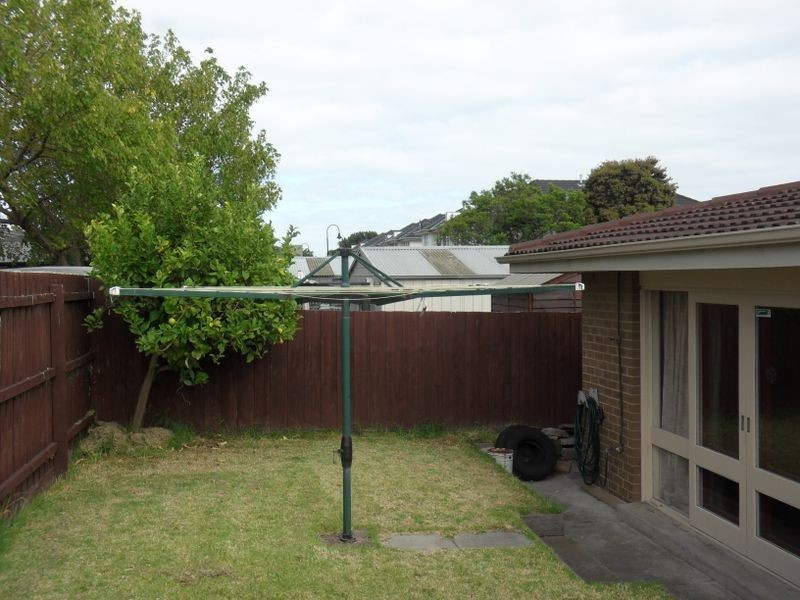 239 Seaford Road, Seaford VIC 3198